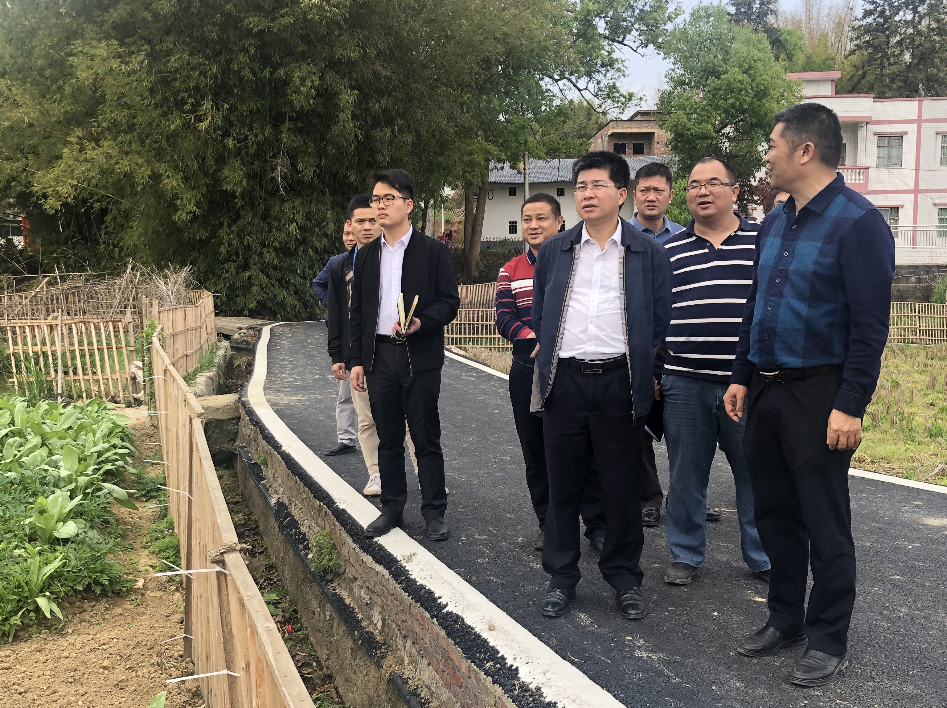 【乡村振兴】黄海生持续深入镇村督导这项重点工作